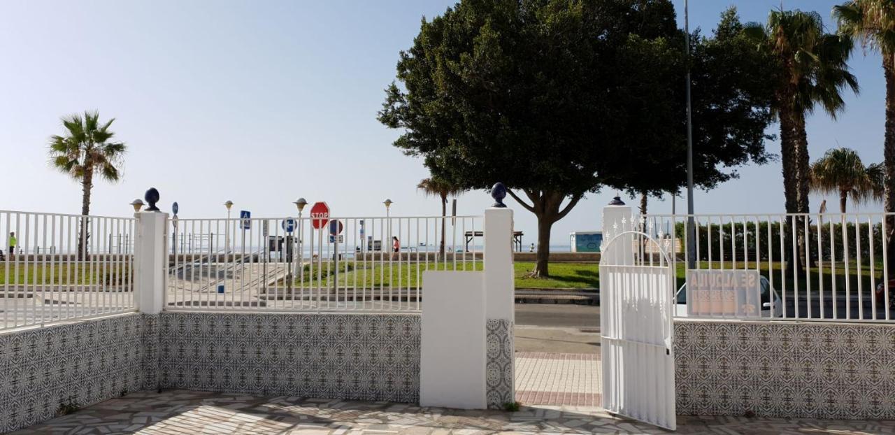 Апартаменти Casa 1ª Linea Paseo Maritimo Торре-дель-Мар Екстер'єр фото