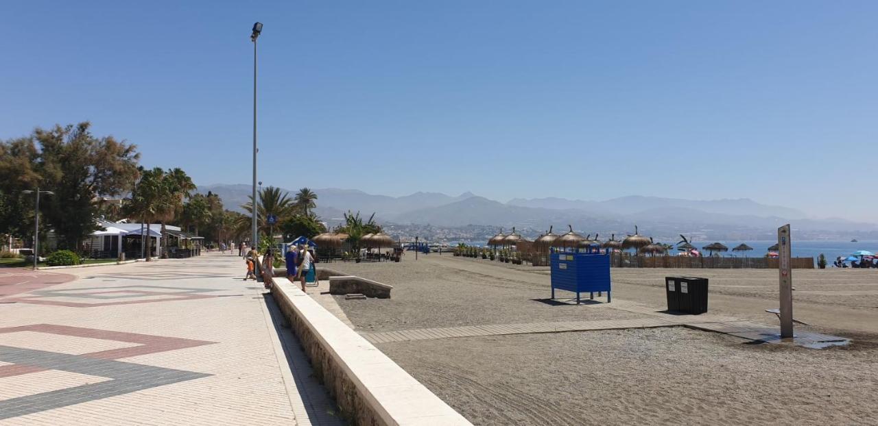 Апартаменти Casa 1ª Linea Paseo Maritimo Торре-дель-Мар Екстер'єр фото